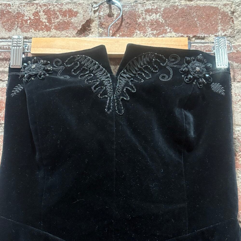 Vintage Escada Black Velvet Strapless Dress Size 40 or US‎ Size 6-8 - Picture 3 of 8